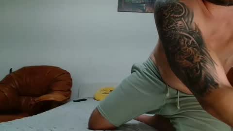 Eva and Jhony online show from 28, 1, 2025