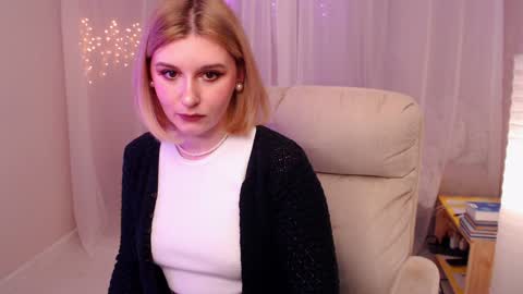 Snapshot of your_freya chatting on 6, 2, 2025 Freya online show from 6, 2, 2025