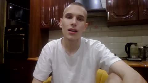 Snapshot of your_honeyy chatting on 22, 2, 2026 Mark online show from 22, 2, 2026