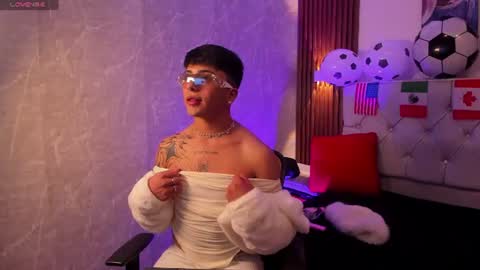 your_kitty_boy online show from 17, 6, 2026