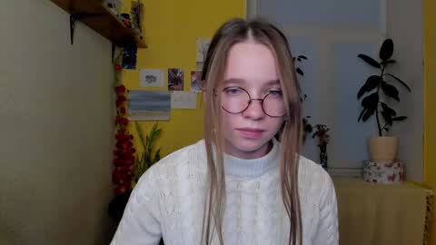 Snapshot of your_leslie chatting on 1, 12, 2024 Leslie online show from 1, 12, 2024