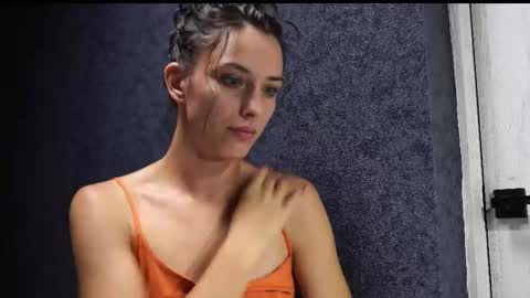 Snapshot of your_little_flexible_girl chatting on 27, 10, 2025 Meri online show from 27, 10, 2025