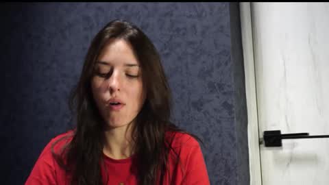 Snapshot of your_little_flexible_girl chatting on 29, 10, 2025 Meri online show from 29, 10, 2025