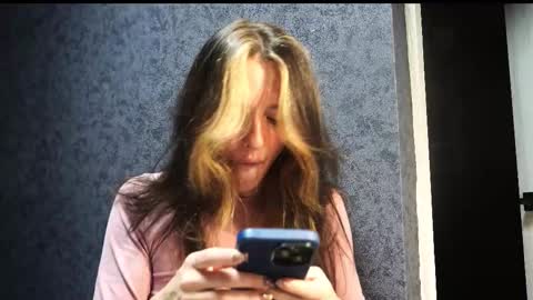 Snapshot of your_little_flexible_girl chatting on 24, 11, 2025 Meri online show from 24, 11, 2025