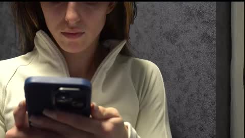 Snapshot of your_little_flexible_girl chatting on 15, 12, 2025 Meri online show from 15, 12, 2025