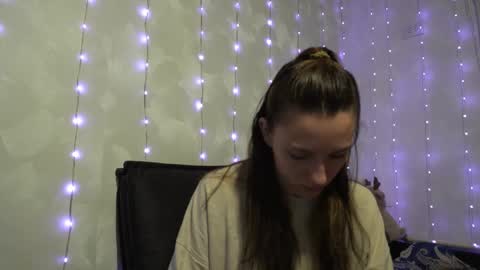 Snapshot of your_little_flexible_girl chatting on 8, 1, 2026 Meri online show from 8, 1, 2026