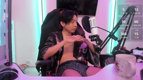 Snapshot of your_little_twink chatting on 20, 12, 2024 Han online show from 20, 12, 2024