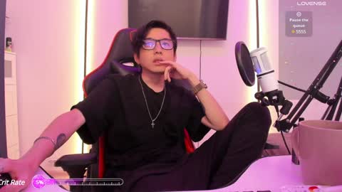 Snapshot of your_little_twink chatting on 8, 1, 2025 Han online show from 8, 1, 2025