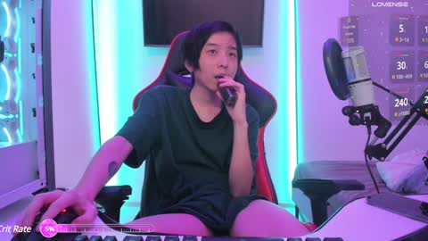 Snapshot of your_little_twink chatting on 2, 2, 2025 Han online show from 2, 2, 2025