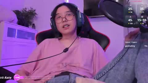 Snapshot of your_little_twink chatting on 25, 10, 2025 Han   online show from 25, 10, 2025