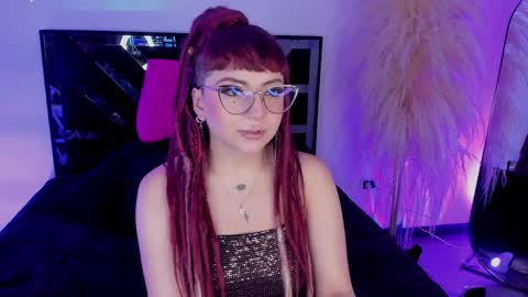Cami independent model online show from 2, 1, 2025