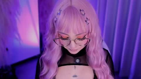 Cami independent model online show from 18, 6, 2026
