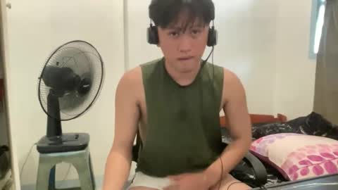 Snapshot of your_love_josh chatting on 5, 11, 2025 your_love_josh online show from 5, 11, 2025