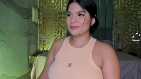 Snapshot of your_naughtyangel chatting on 19, 12, 2024 Evelin online show from 19, 12, 2024