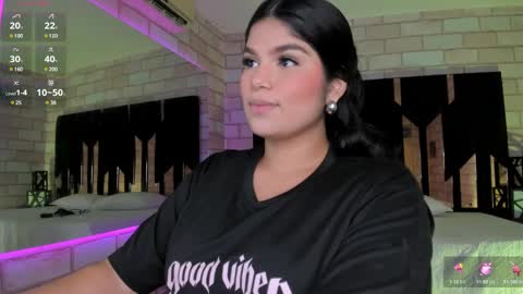 Snapshot of your_naughtyangel chatting on 9, 1, 2025 Evelin online show from 9, 1, 2025