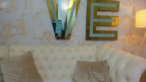 Snapshot of your_naughtyangel chatting on 29, 10, 2025 Evelin online show from 29, 10, 2025