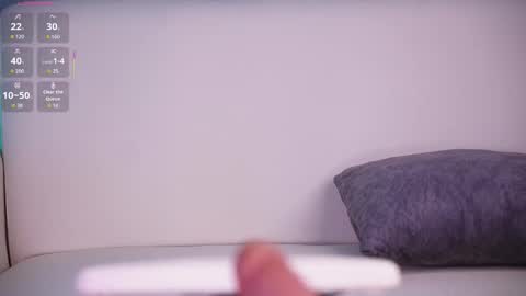 Snapshot of your_naughtytrans chatting on 6, 11, 2025 SASKYA VALERIA online show from 6, 11, 2025