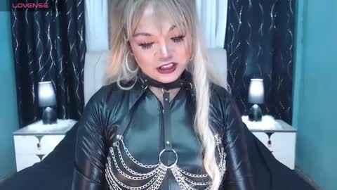 Snapshot of your_sex_addiction_69 chatting on 15, 12, 2024 Casie online show from 15, 12, 2024