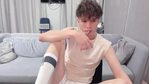 your_shy_guy online show from 4, 2, 2025