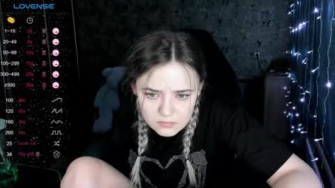 Molly online show from 5, 12, 2024