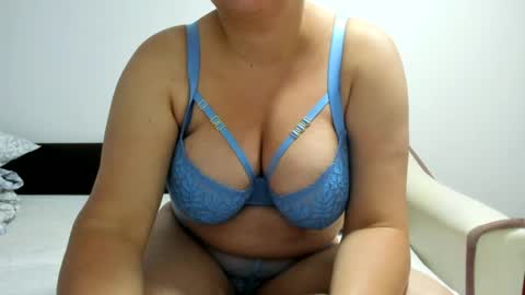 Snapshot of your_victoria chatting on 15, 6, 2026 Your Victoria online show from 15, 6, 2026