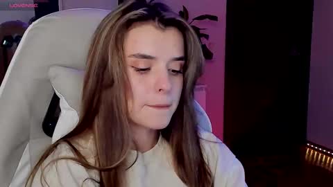 Snapshot of youranikka chatting on 4, 10, 2025 Anikka online show from 4, 10, 2025