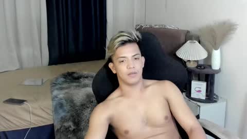 Snapshot of yourasian_bradley chatting on 22, 2, 2025 yourasian_bradley online show from 22, 2, 2025