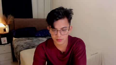 Snapshot of yourasian_bradley chatting on 3, 3, 2025 yourasian_bradley online show from 3, 3, 2025