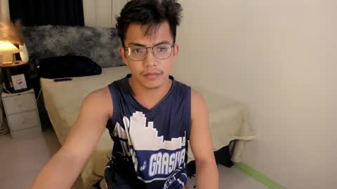 Snapshot of yourasian_bradley chatting on 11, 3, 2025 yourasian_bradley online show from 11, 3, 2025
