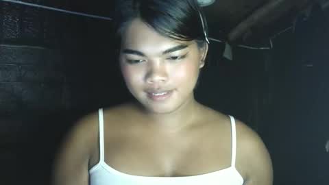 Snapshot of yourasian_kendal chatting on 7, 5, 2026 Kendal online show from 7, 5, 2026