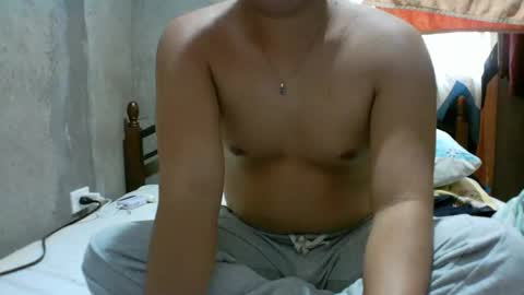 Snapshot of yourasian_lover29 chatting on 9, 4, 2026 yourasian_lover29 online show from 9, 4, 2026