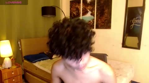 Snapshot of yourasiancarl chatting on 20, 11, 2025 yourasiancarl online show from 20, 11, 2025