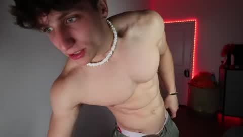 Snapshot of yourbigitalianstallion chatting on 22, 7, 2026 Ben online show from 22, 7, 2026