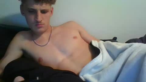 Snapshot of yourbitch1762 chatting on 15, 9, 2025 yourbitch1762 online show from 15, 9, 2025