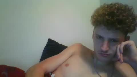 Snapshot of yourbitch1762 chatting on 25, 9, 2025 yourbitch1762 online show from 25, 9, 2025