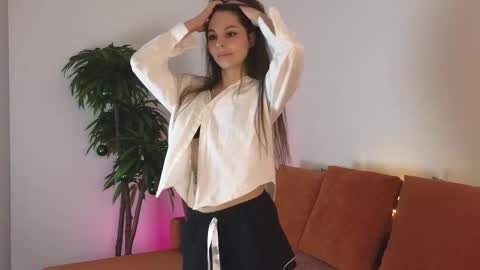 Caroline online show from 12, 1, 2025