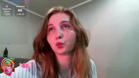 Snapshot of yourcreamyister chatting on 30, 1, 2025 creamysister online show from 30, 1, 2025