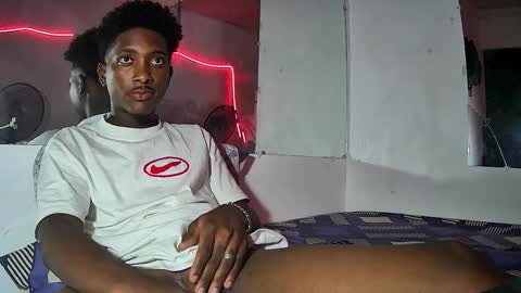 Snapshot of yourdaddy2005 chatting on 7, 3, 2026 Yourdaddy2005 online show from 7, 3, 2026