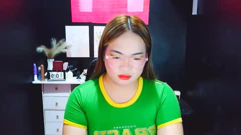 yourdirtygirl_lyla online show from 10, 1, 2026