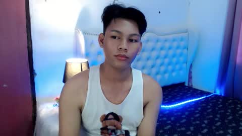 Snapshot of yourdreamboyxx chatting on 8, 10, 2025 HEN online show from 8, 10, 2025