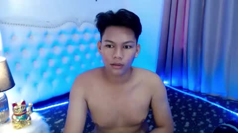Snapshot of yourdreamboyxx chatting on 8, 10, 2025 HEN online show from 8, 10, 2025