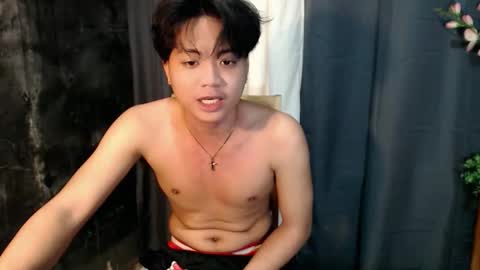 Snapshot of youre_naughtyboy chatting on 1, 11, 2025 NaughtyBoy online show from 1, 11, 2025