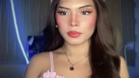 Snapshot of yourehot_pretty chatting on 26, 4, 2026 Do read my bio online show from 26, 4, 2026