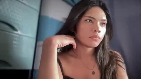 Snapshot of yourehot_pretty chatting on 29, 5, 2026 Do read my bio online show from 29, 5, 2026