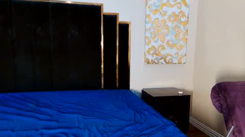 Horny Hotwife Wants To Play online show from 12, 9, 2025