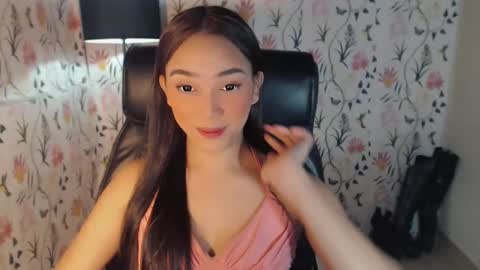 Snapshot of yourfavoratemaureen chatting on 13, 2, 2025 maureen love you online show from 13, 2, 2025