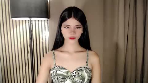 Vivian online show from 17, 12, 2025