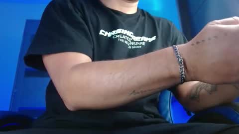 yourfavorite_bigclit online show from 9, 5, 2026