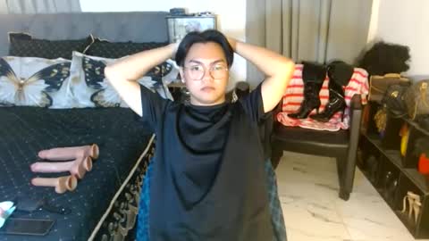 Fem boi Nards online show from 30, 5, 2026