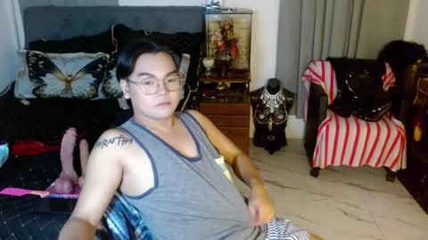 Fem boi Nards online show from 5, 7, 2026